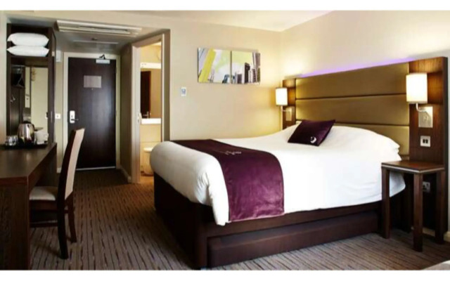 The Milestone Peterborough Hotel, Sure Collection