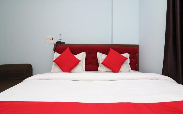 Hotel Satellite And Restaurant By OYO Rooms