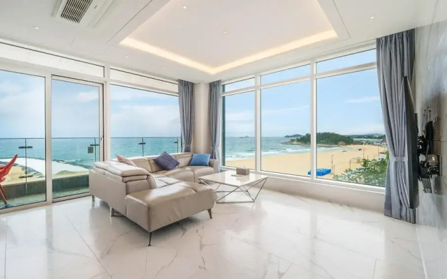 Goseong Moneblue Pension