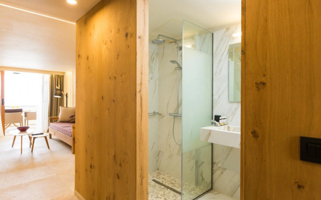 Ammos Suites