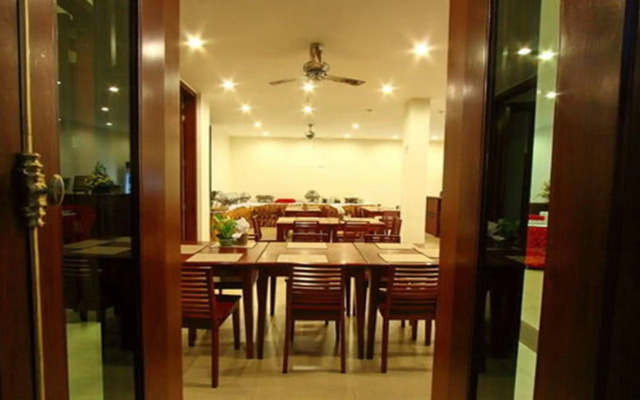 Sabaidee at Lao Hotel