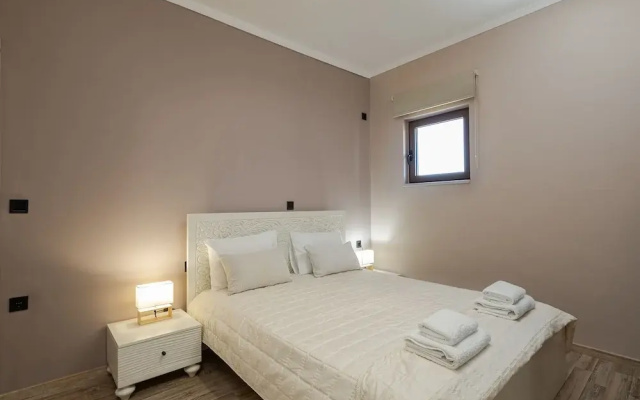 Evangelia's Residence