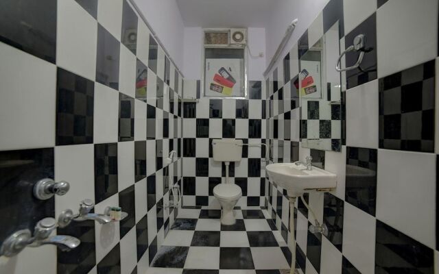 Oyo 30243 Hotel Sanwariya Bhagwan