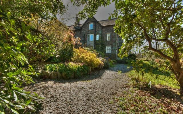 Crow How Country Guest House