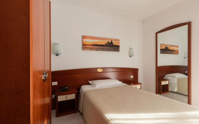 Noventa Hotel