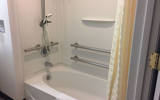 Haysville Express Inn