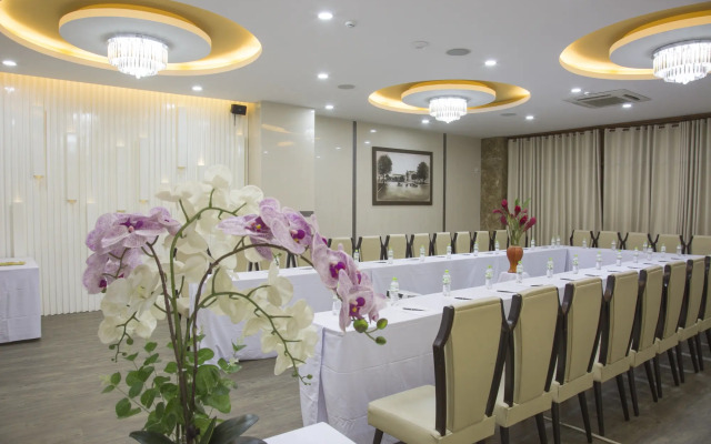 Nicecy Hotel - Bui Thi Xuan Street