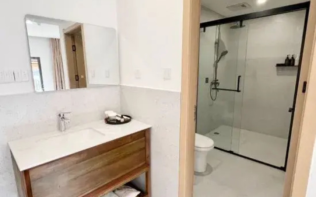 Xishuangbanna Jinghong Anyue Dai Feng Vacation Villa (Manhanaguzhai Branch)