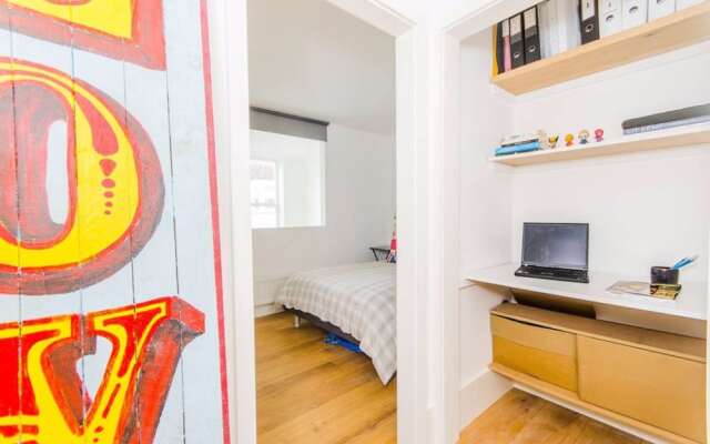 Loft in Clapham Junction Accommodates 4