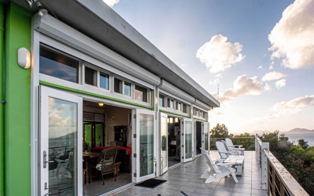 'tortola Adventure' Private Villa: Ocean-view Pool