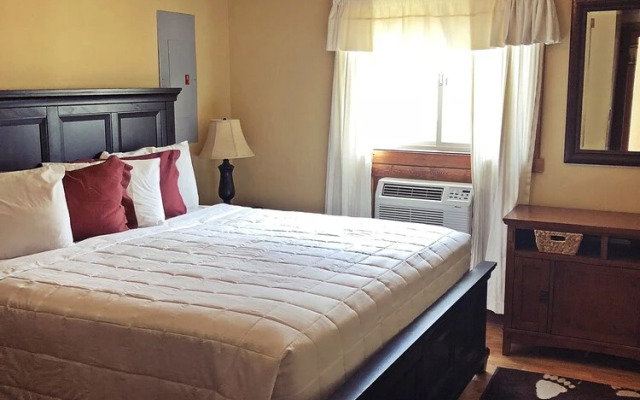 Yellowstone Condo Suites