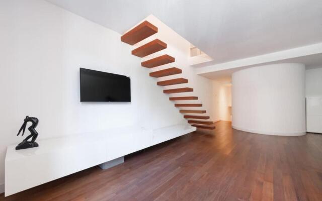 SANTA MARIA NOVELLA STYLISH Loft GREAT LOCATION-Hosted by Sweetstay