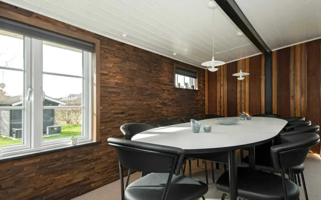 8 Person Holiday Home in Hemmet