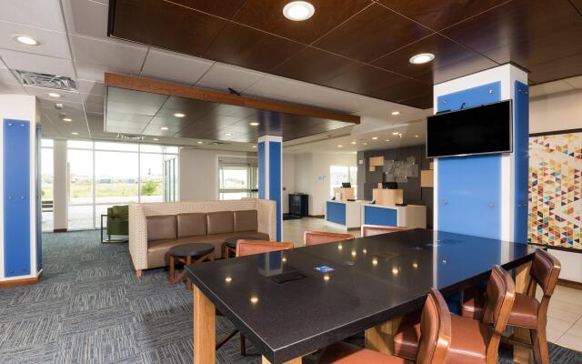 Holiday Inn Express And Suites Auburn by IHG