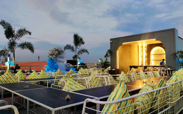 Cosmos Raj Plaza Jaipur