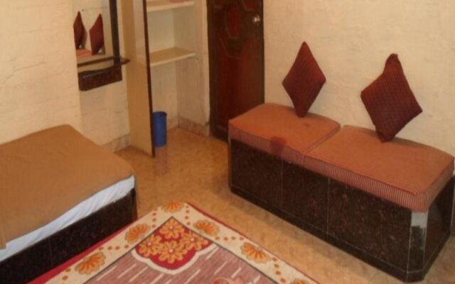 Hotel Royal Residency