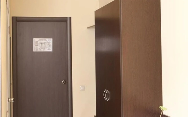 Bridge Inn Cozy Triple room