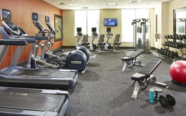 Hampton Inn Mission Valley [Ex Ramada Plaza]