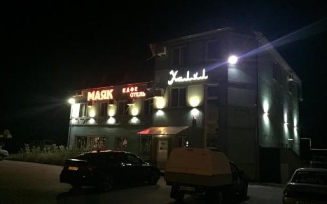 Maiak Hotel