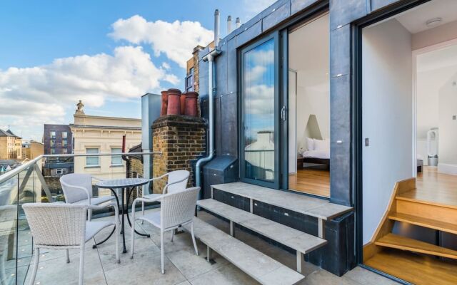 Modern 2br Home in Trendy Dalston W Balcony by Guestready
