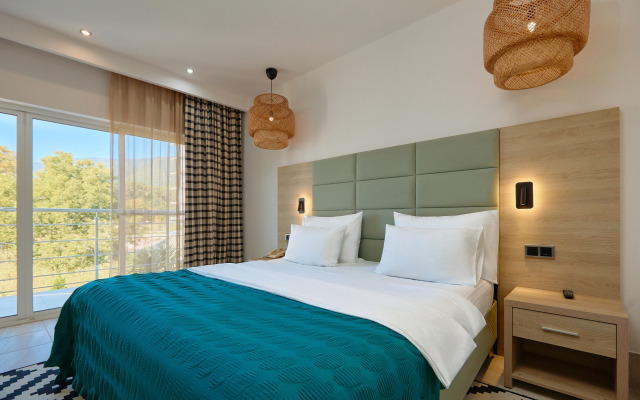 Aquamarine Family Club Hotel