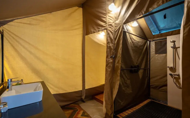 Serengeti Woodlands Camp