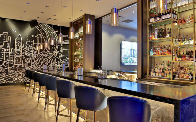 1 Hotel Toronto