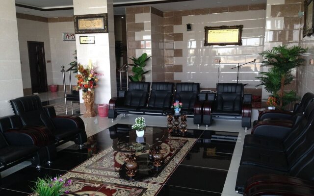 Al Eairy Furnished Apartments Tabuk 2