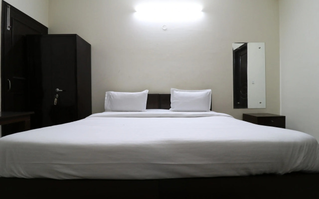 Devine Stay By OYO Rooms