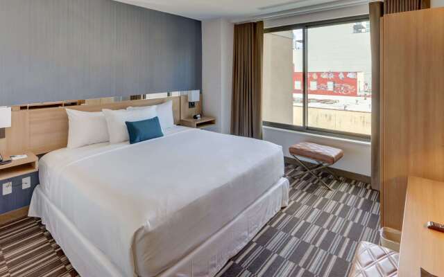 Microtel Inn by Wyndham Long Island City