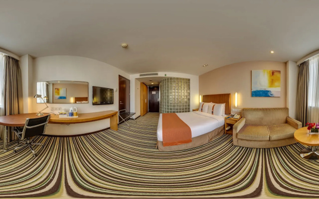 Holiday Inn Express Shanghai Jinqiao Central by IHG