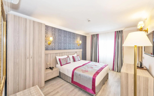 Assa Maris Beach Hotel