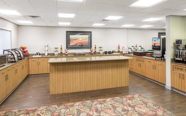 Comfort Inn Huntington near University area