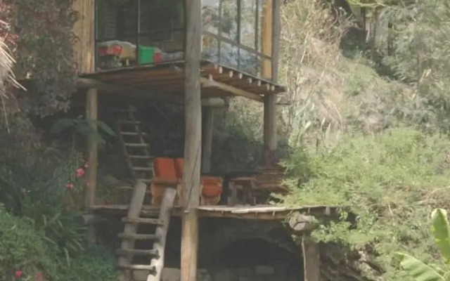 Babogaya Lake Viewpoint Lodge