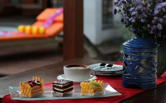 Kubu Cempaka Seminyak Hotel