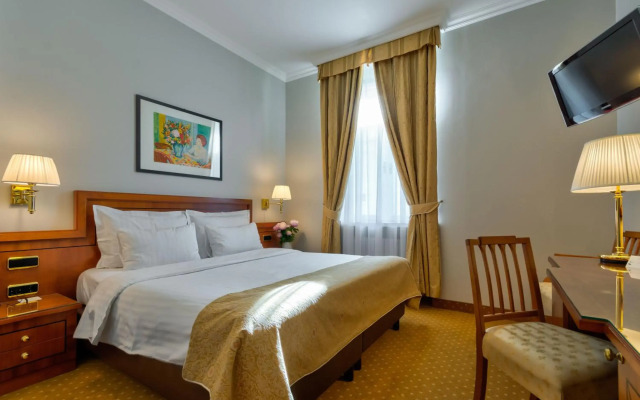 My City Hotel