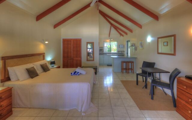 Muriavai Bungalows
