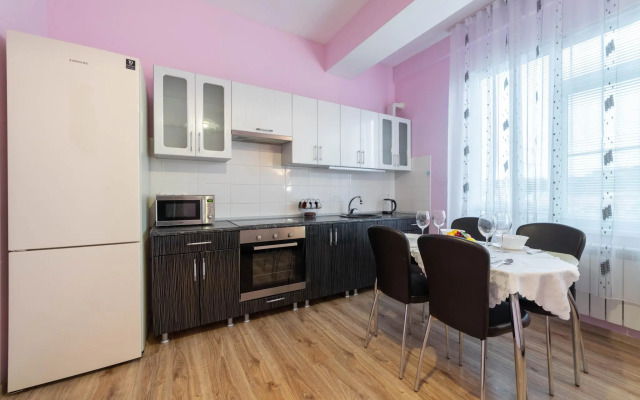 Deluxe Apartment International