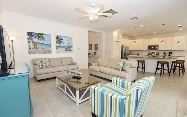4557 Bella Vida House 6 Bedroom by Florida Star