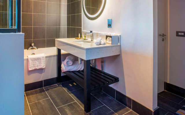 DoubleTree by Hilton Hotel Bristol South - Cadbury House