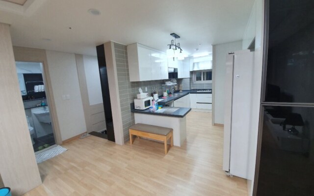 Vallas House 1301