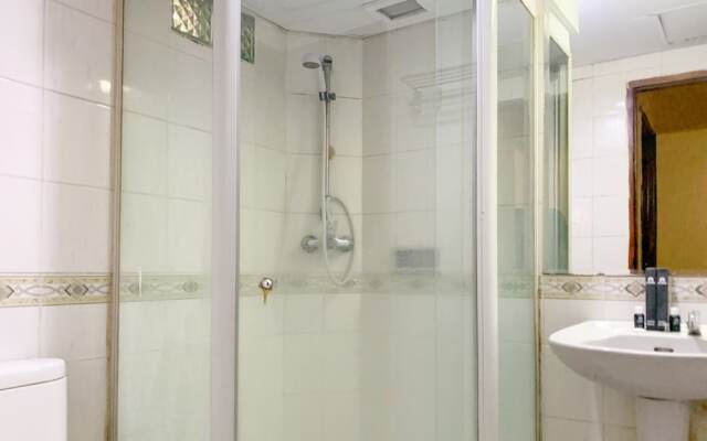 Spacious And Comfy 3Br At Kondominium Juanda Apartment