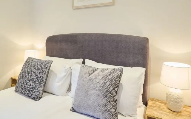 Host Stay Willow Barn