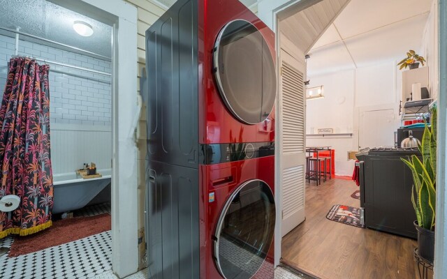 4 Minutes to Downtown by the Atlanta Beltline Trail in the Cabbagetown Neighborhood