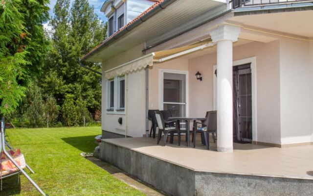 House Leon Balatonmariafurdo