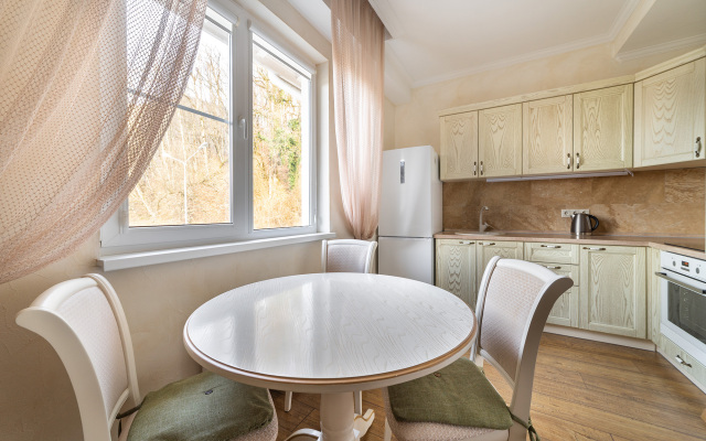 ЖК на Березовой 50 Deluxe Apartment