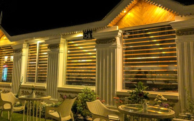 Royal Comfort Regency