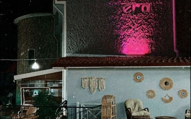 Era Holiday Hotel