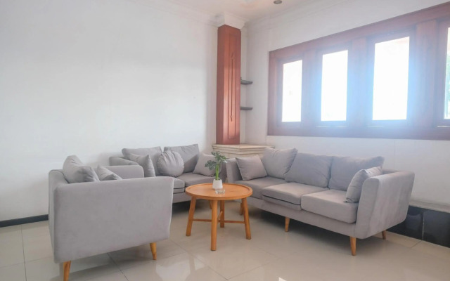 Super OYO OYO Capital O 514 Omah Pari Boutique Hotel