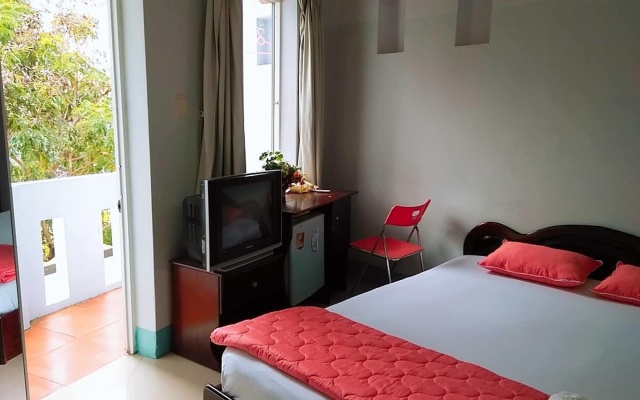 Nha nghi Hoang Cam – Guest Rooms – Vung Tau